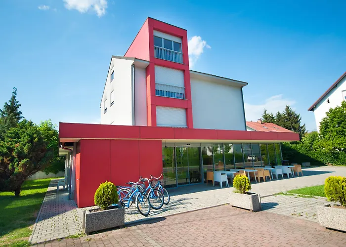 Auberge de jeunesse Simbol With Free Private Parking