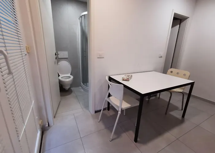 Simbol With Free Private Parking Auberge de jeunesse