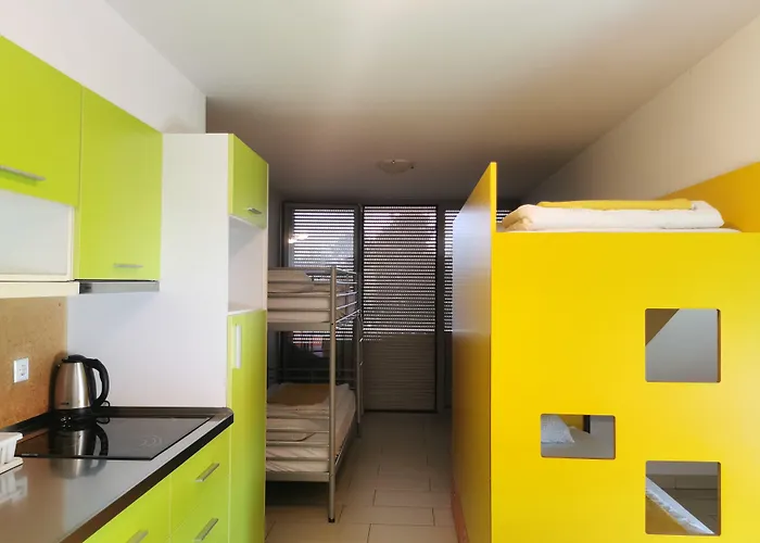 Simbol With Free Private Parking Auberge de jeunesse