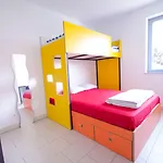 Hostel Simbol With Free Private Parking Λιουμπλιάνα