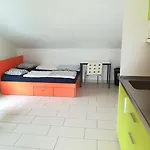 Simbol With Free Private Parking Хостел Любляна