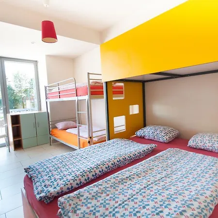Hostel Simbol & With Free Private Parking *