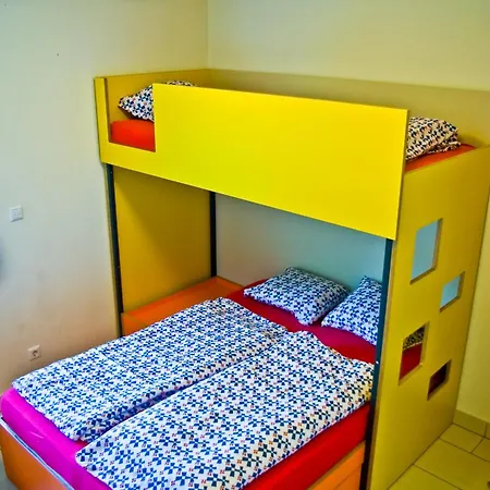 Hostel Simbol & With Free Private Parking *