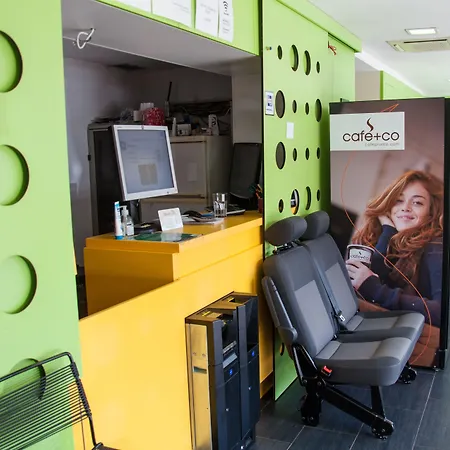 Hostel Simbol With Free Private Parking