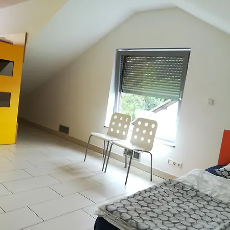 Simbol With Free Private Parking Hostel