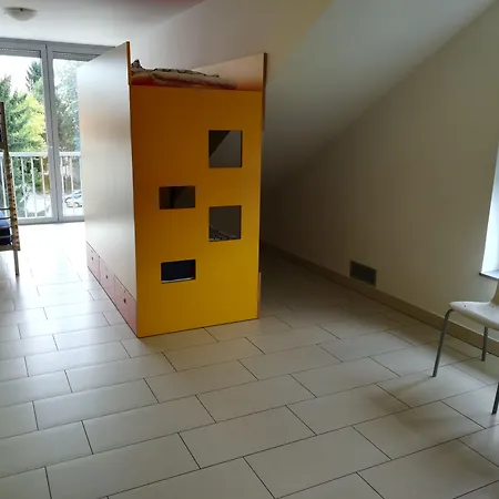 Hostel Simbol & With Free Private Parking Ljubljana