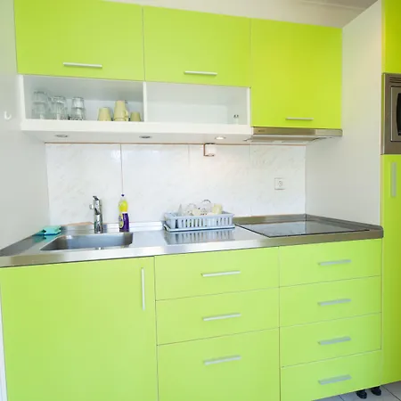 Hostel Simbol & With Free Private Parking Ljubljana