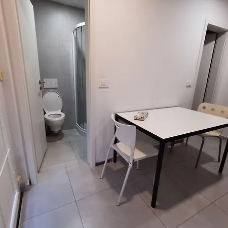 Simbol & With Free Private Parking Hostel
