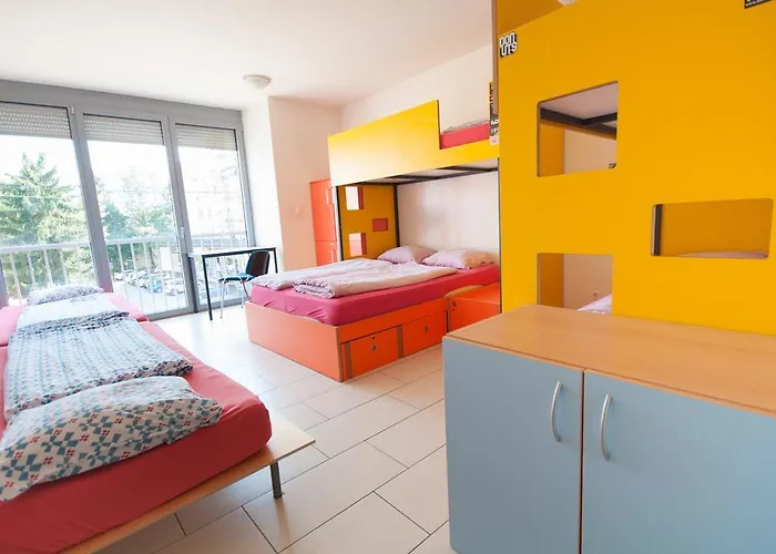 Simbol With Free Private Parking * Lublana