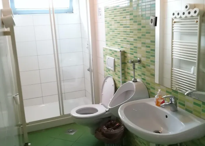 Simbol With Free Private Parking Lublana