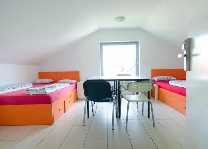 Simbol With Free Private Parking Lublana