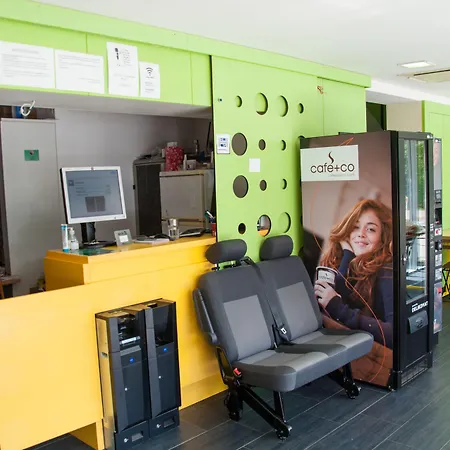 Simbol With Free Private Parking Hostel