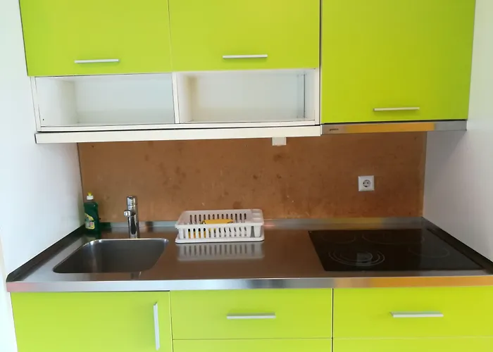 Hostel Simbol With Free Private Parking Lublaň